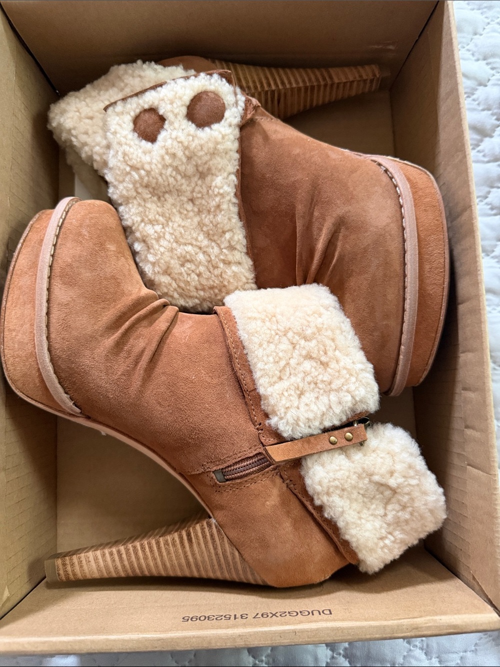 UGG Georgette water resistant Suede Shearling Platform Heeled Booties NWT 8.5